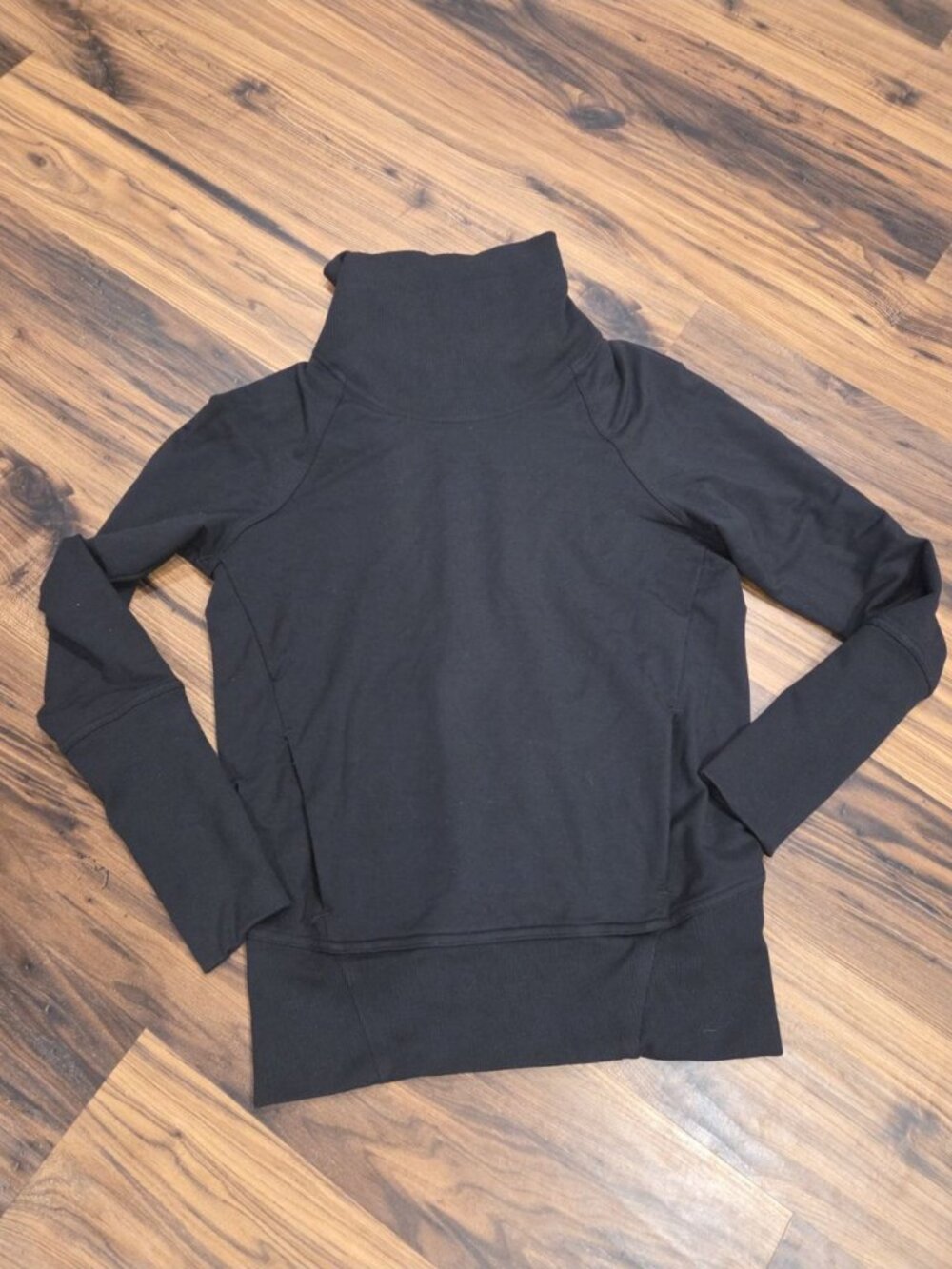 Lululemon Black Scuba Funnel Neck Pullover Sweatshirt Women’s Small